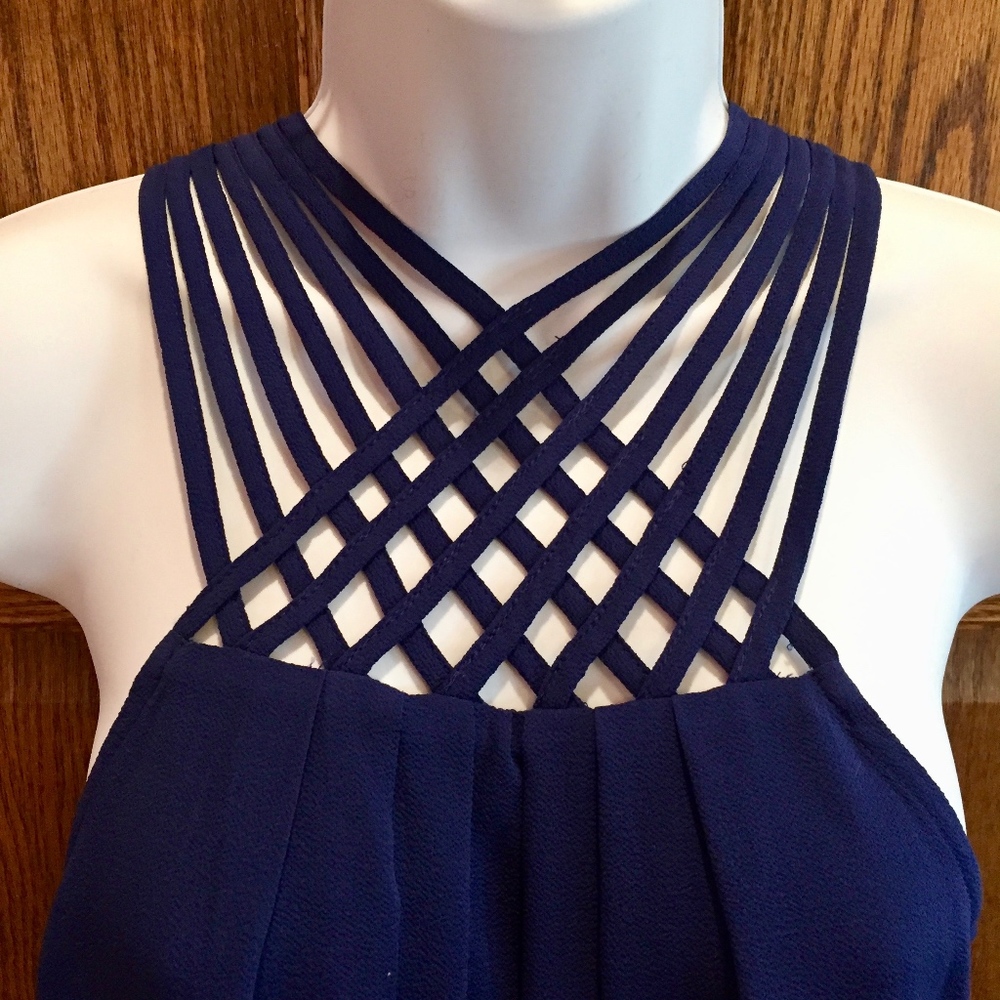Sweet Wanderer Small Navy Lattice Neckline Top - Picture 6 of 7